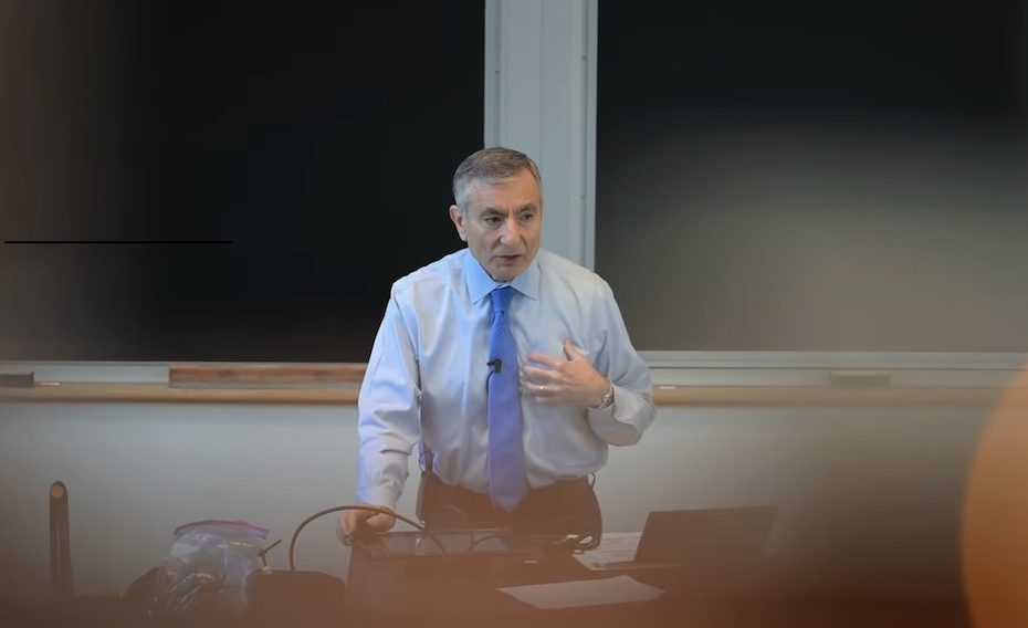 Nanorobotics Scientist Finds Jesus in College Dorm